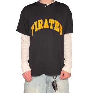 Vintage Retro Pittsburgh Pirates baseball jersey Tee size Large